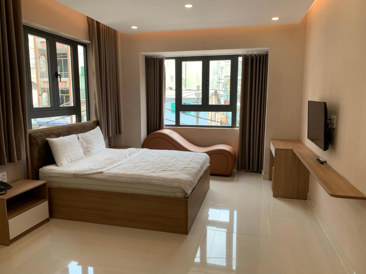 Tan Cuu Long Hotel Хошимин Екстериор снимка