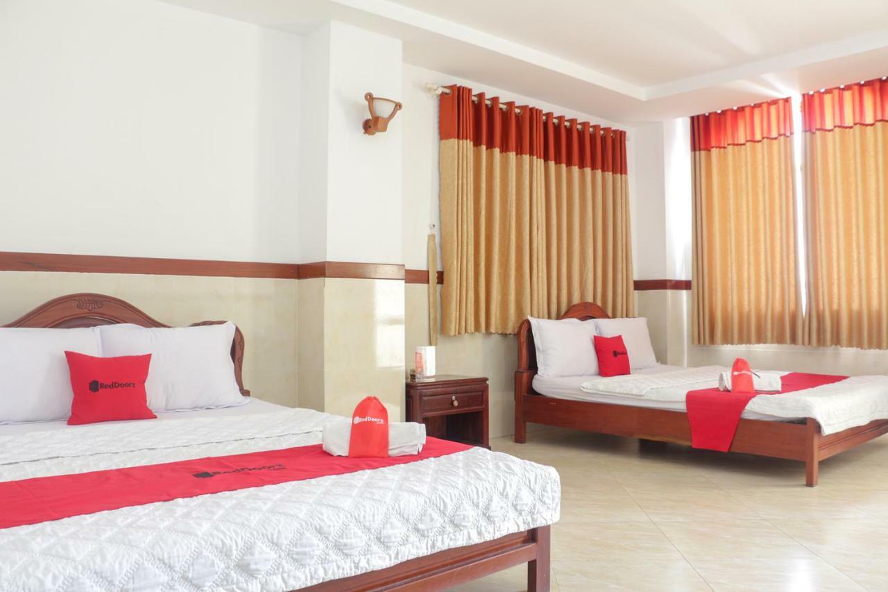 Tan Cuu Long Hotel Хошимин Екстериор снимка