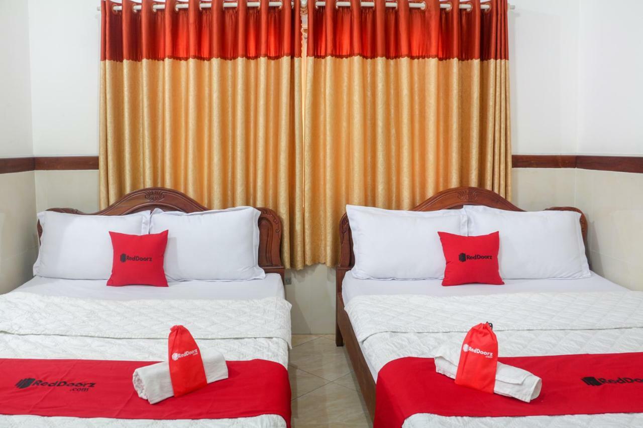 Tan Cuu Long Hotel Хошимин Екстериор снимка