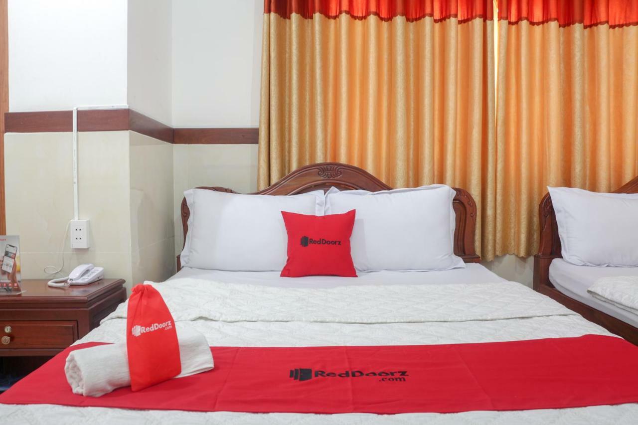 Tan Cuu Long Hotel Хошимин Екстериор снимка
