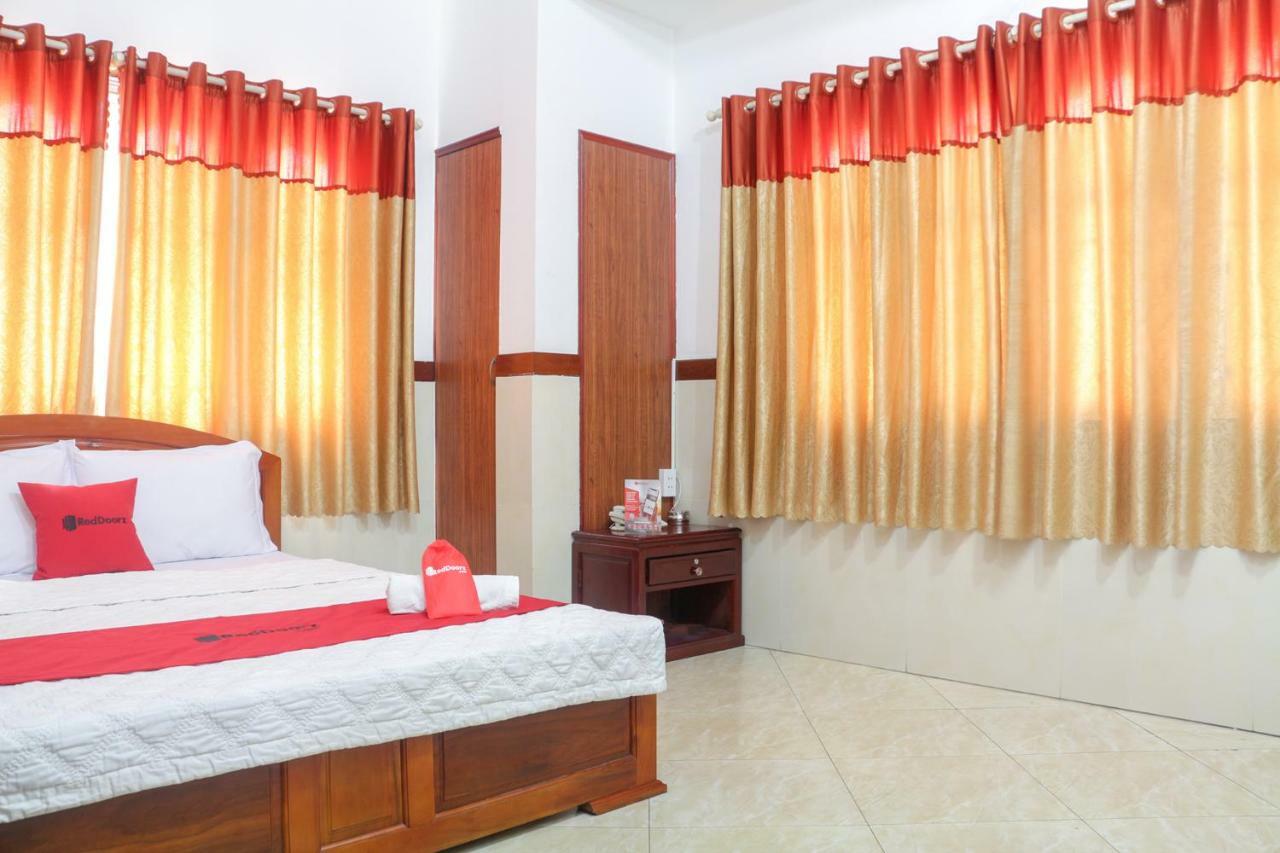 Tan Cuu Long Hotel Хошимин Екстериор снимка
