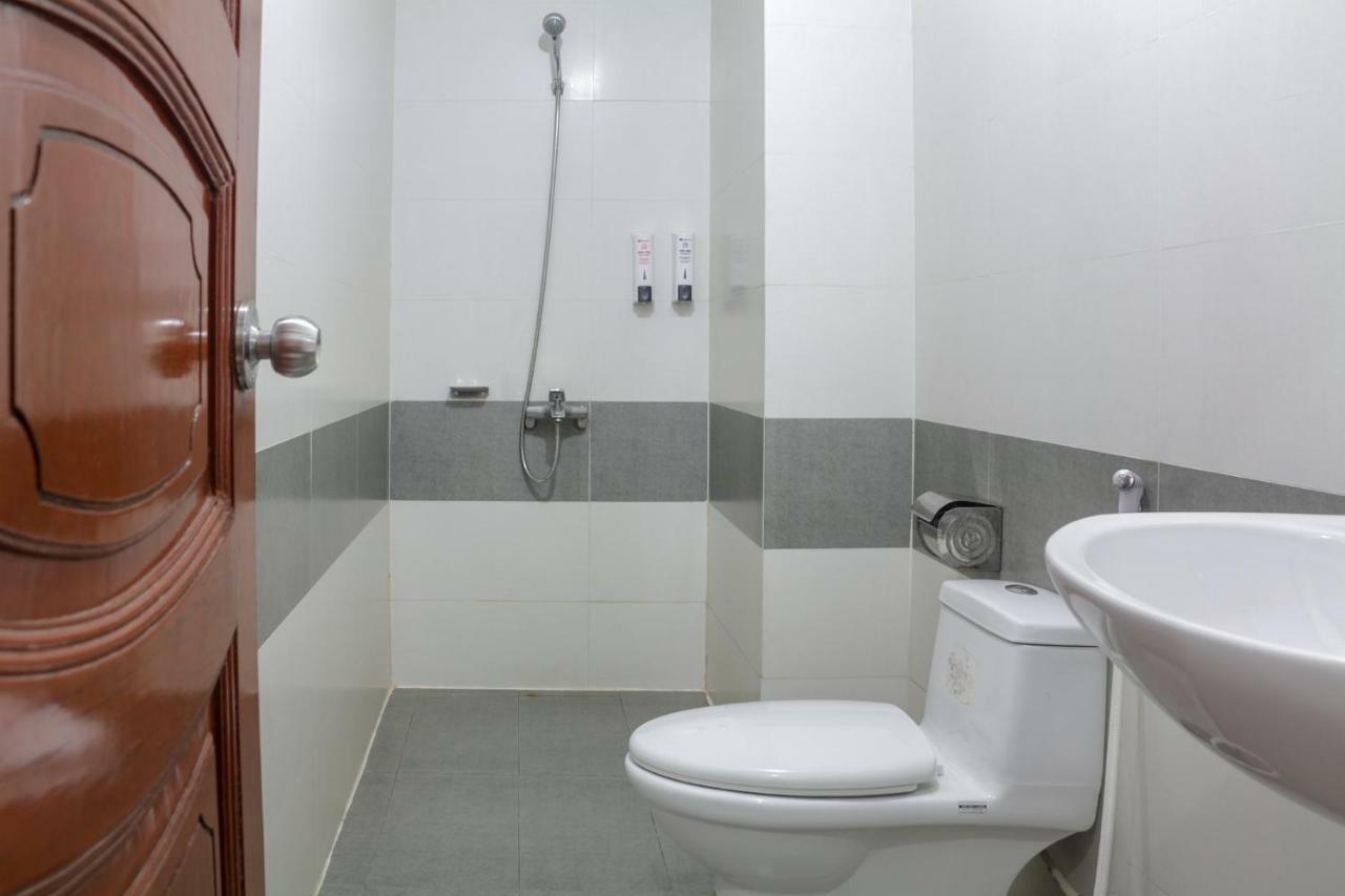 Tan Cuu Long Hotel Хошимин Екстериор снимка